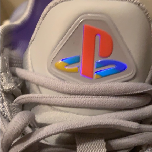 Brand new in box PG 2.5 playstation shoes - Picture 3 of 4